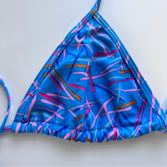 American Apparel Triangle Bikini - Picture 9 of 11